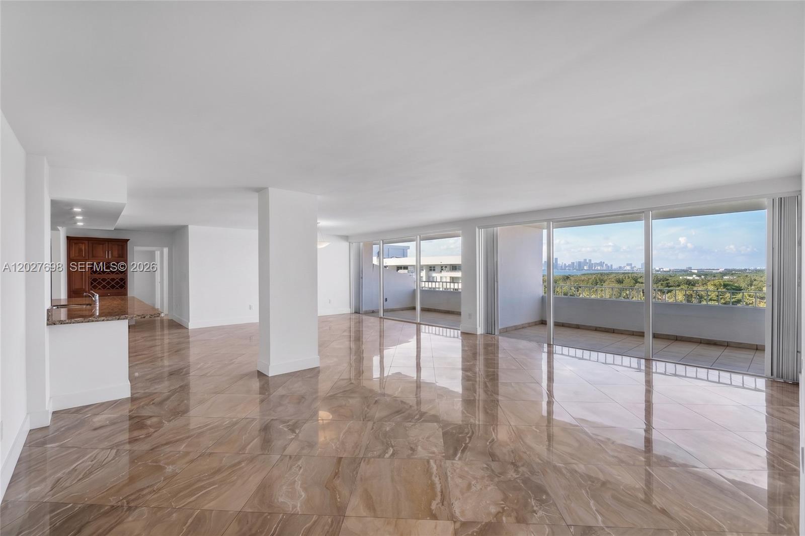 199 Ocean Lane Dr #1210, Key Biscayne FL 33149