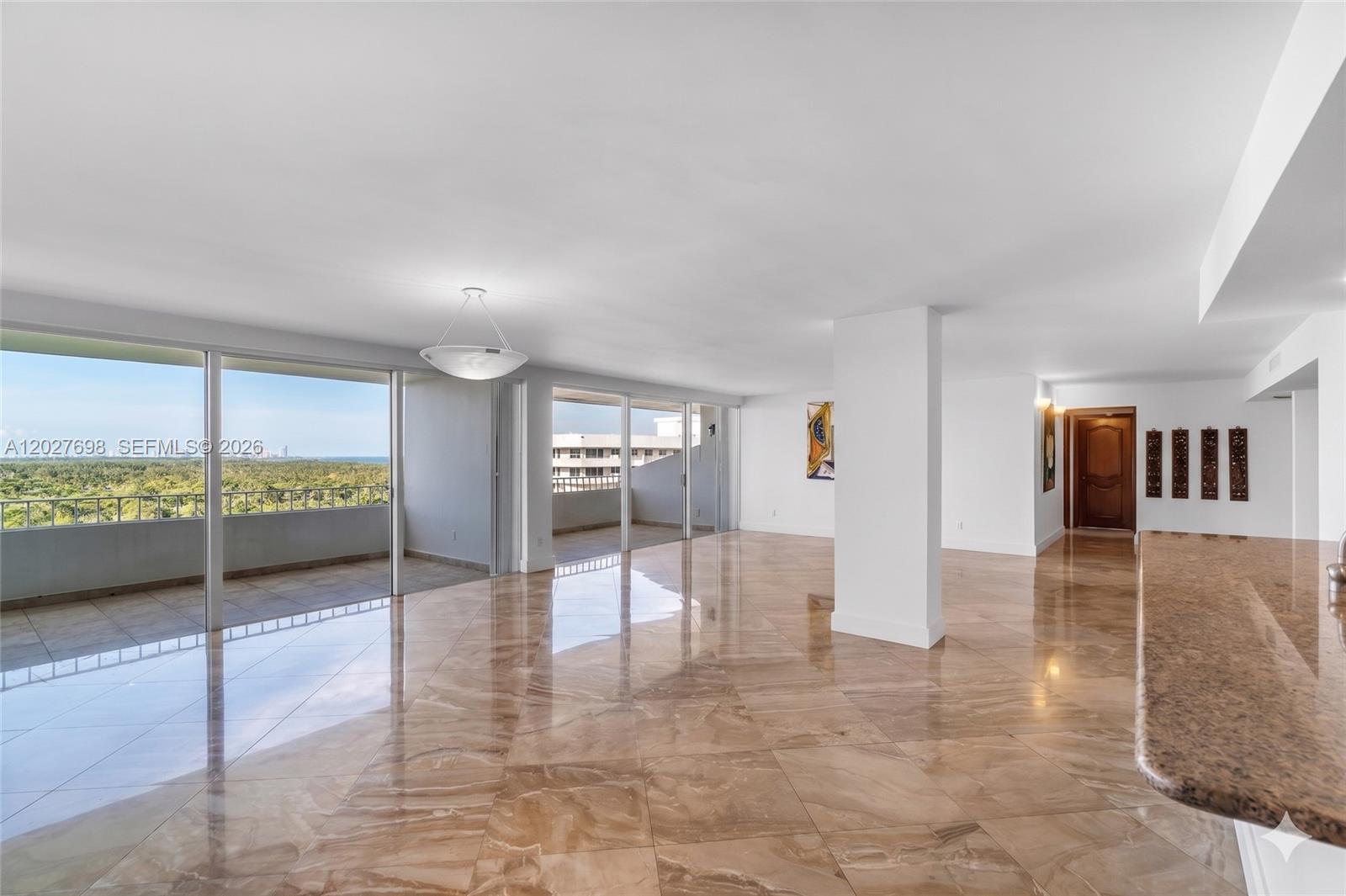 199 Ocean Lane Dr #1210, Key Biscayne FL 33149