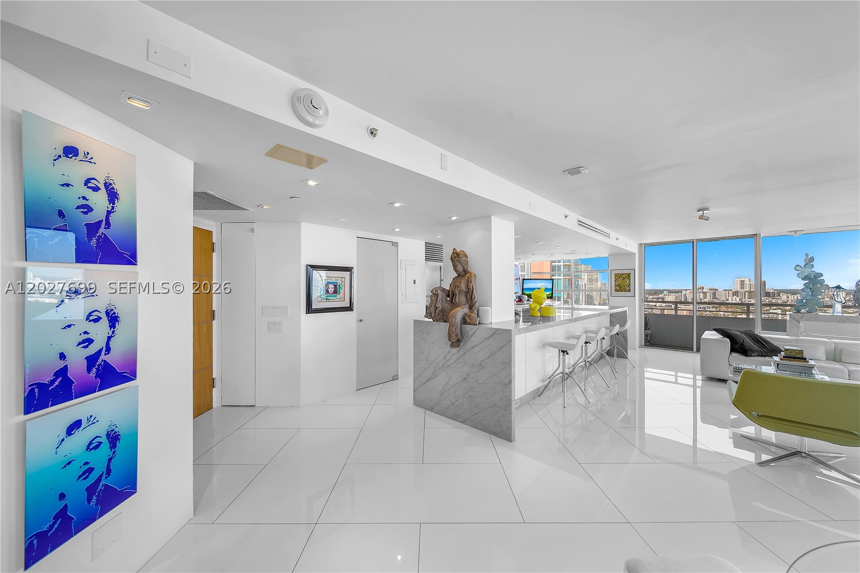 400 S Pointe Dr #2310, Miami Beach FL 33139