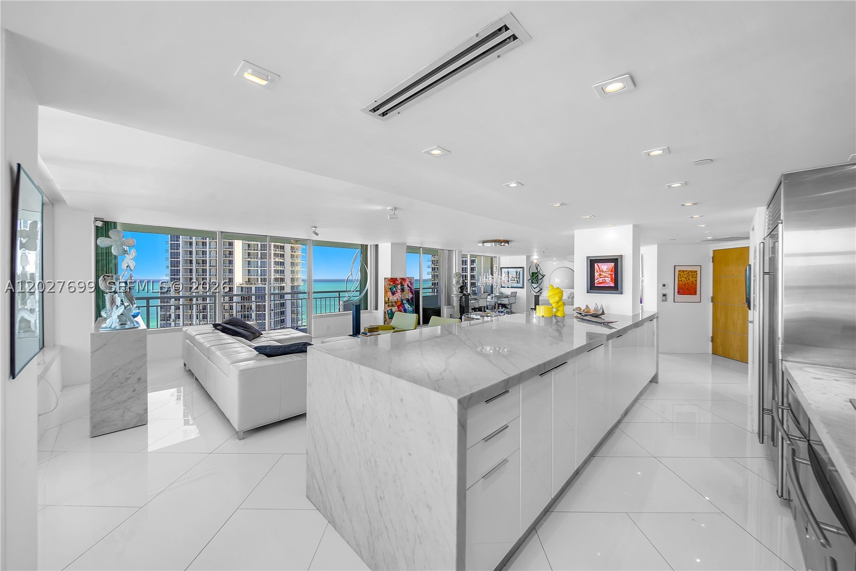 400 S Pointe Dr #2310, Miami Beach FL 33139
