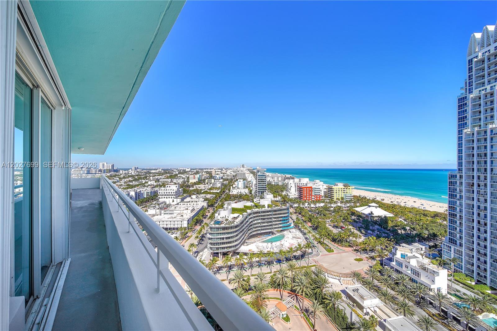 400 S Pointe Dr #2310, Miami Beach FL 33139