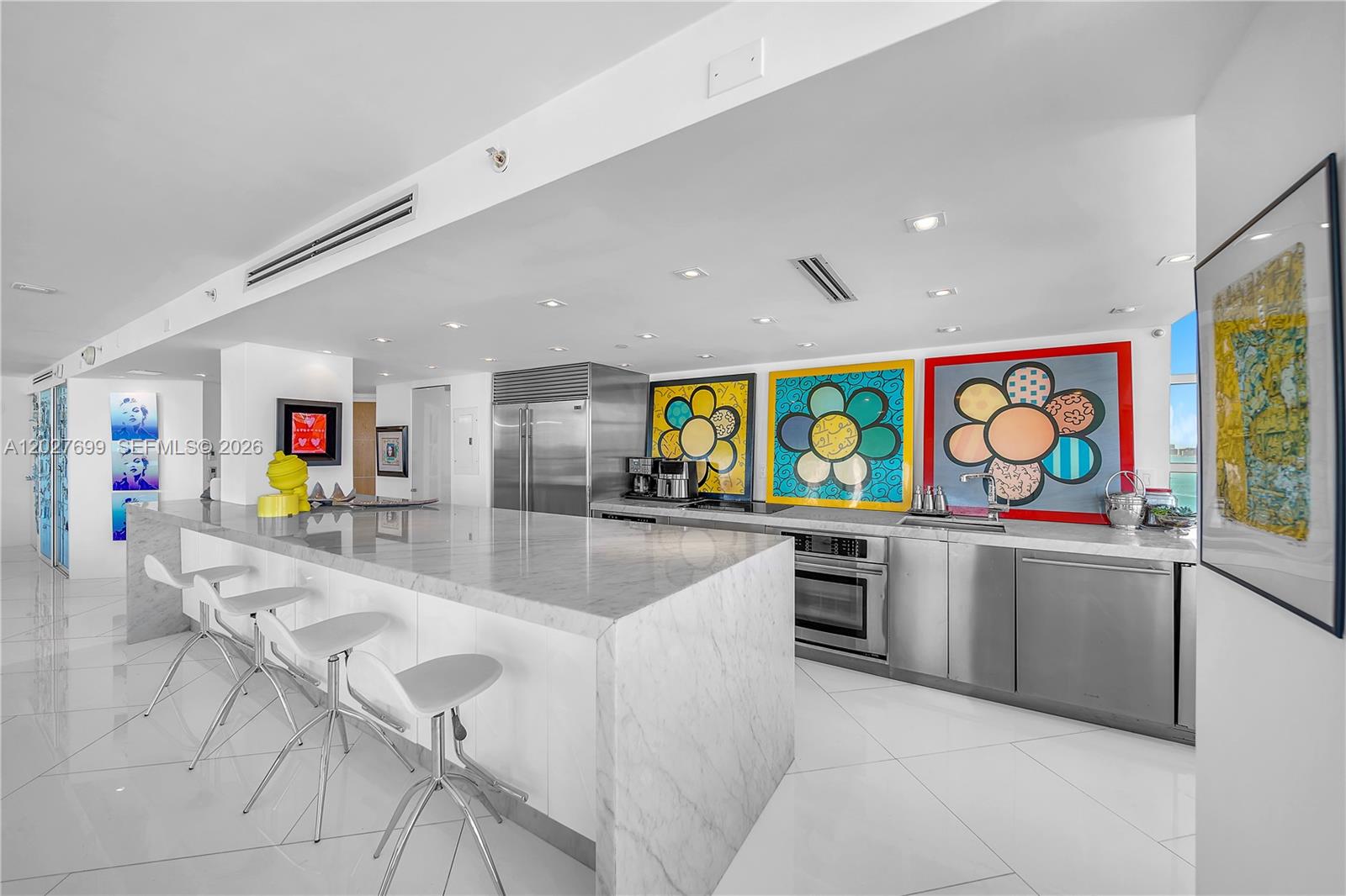 400 S Pointe Dr #2310, Miami Beach FL 33139