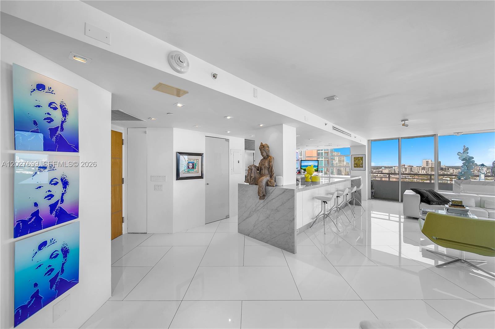 400 S Pointe Dr #2310, Miami Beach FL 33139