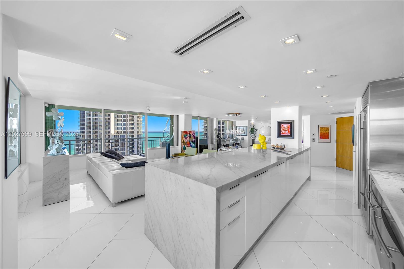 400 S Pointe Dr #2310, Miami Beach FL 33139