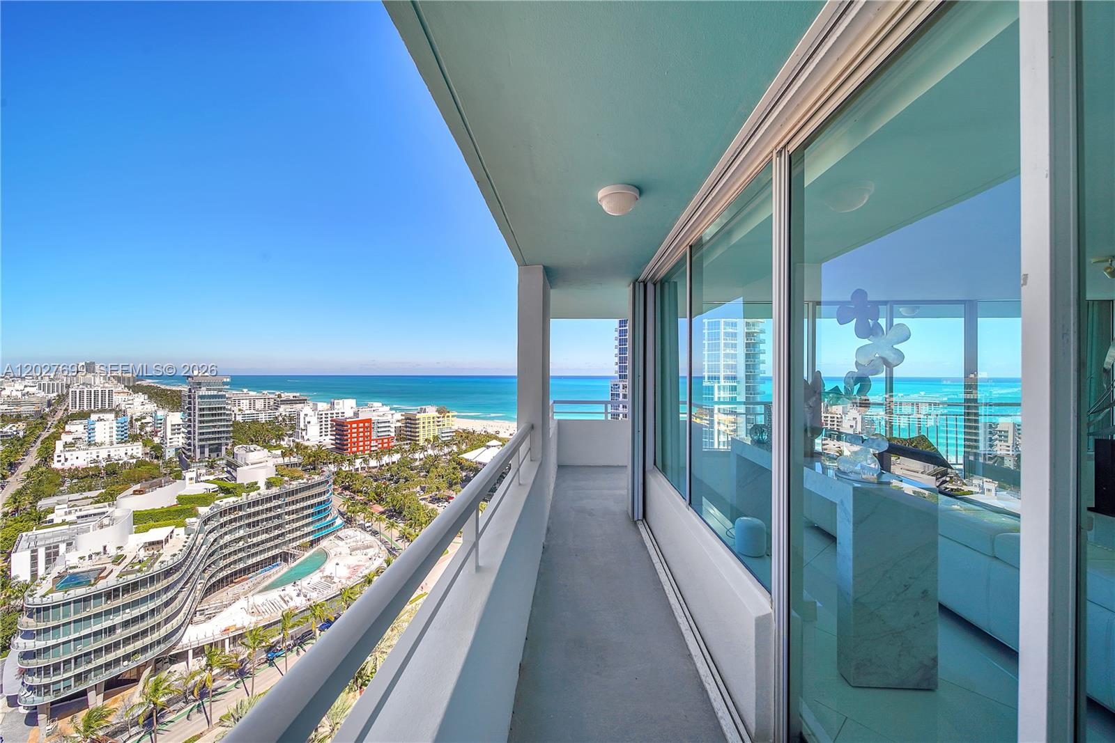 400 S Pointe Dr #2310, Miami Beach FL 33139
