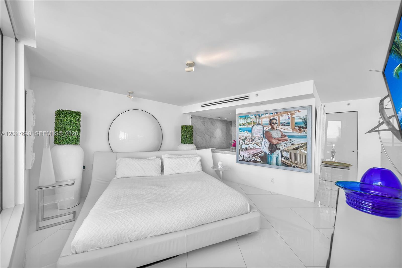 400 S Pointe Dr #2310, Miami Beach FL 33139