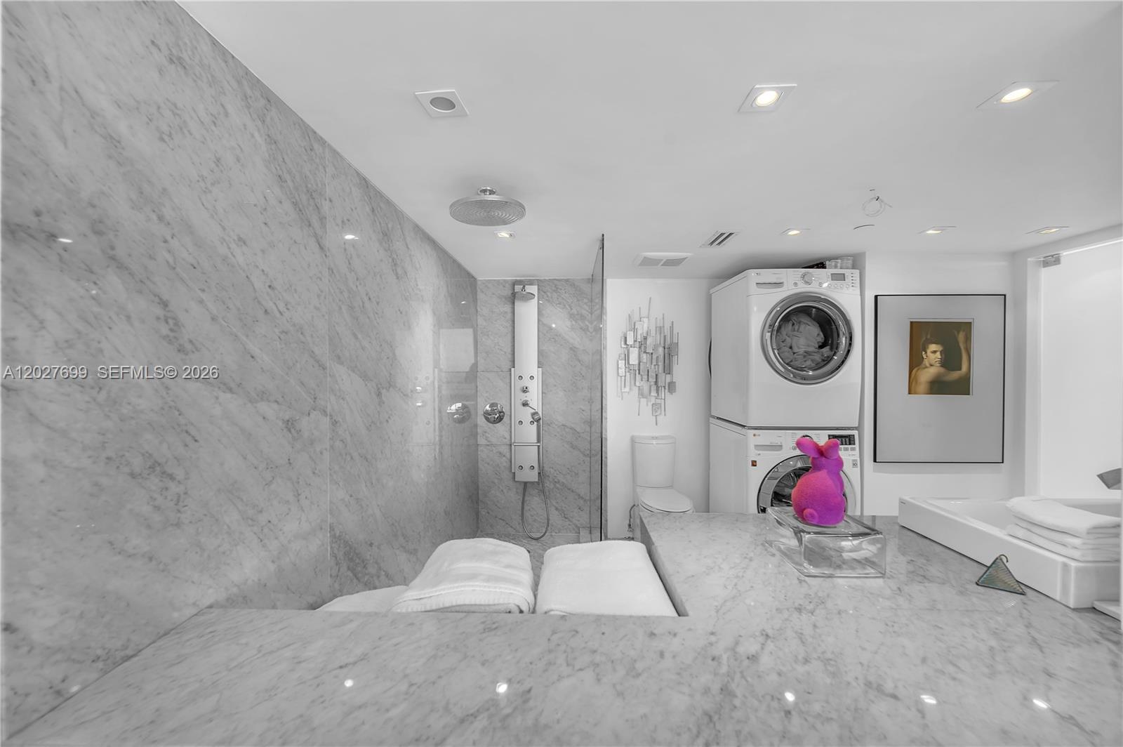 400 S Pointe Dr #2310, Miami Beach FL 33139