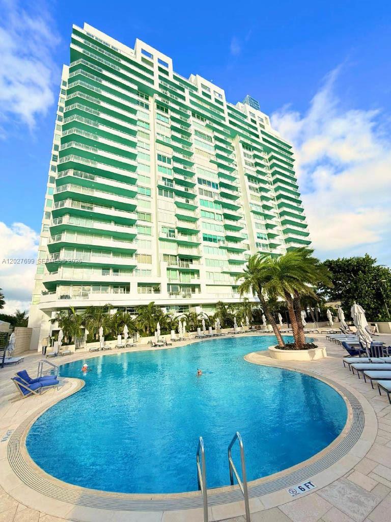 400 S Pointe Dr #2310, Miami Beach FL 33139