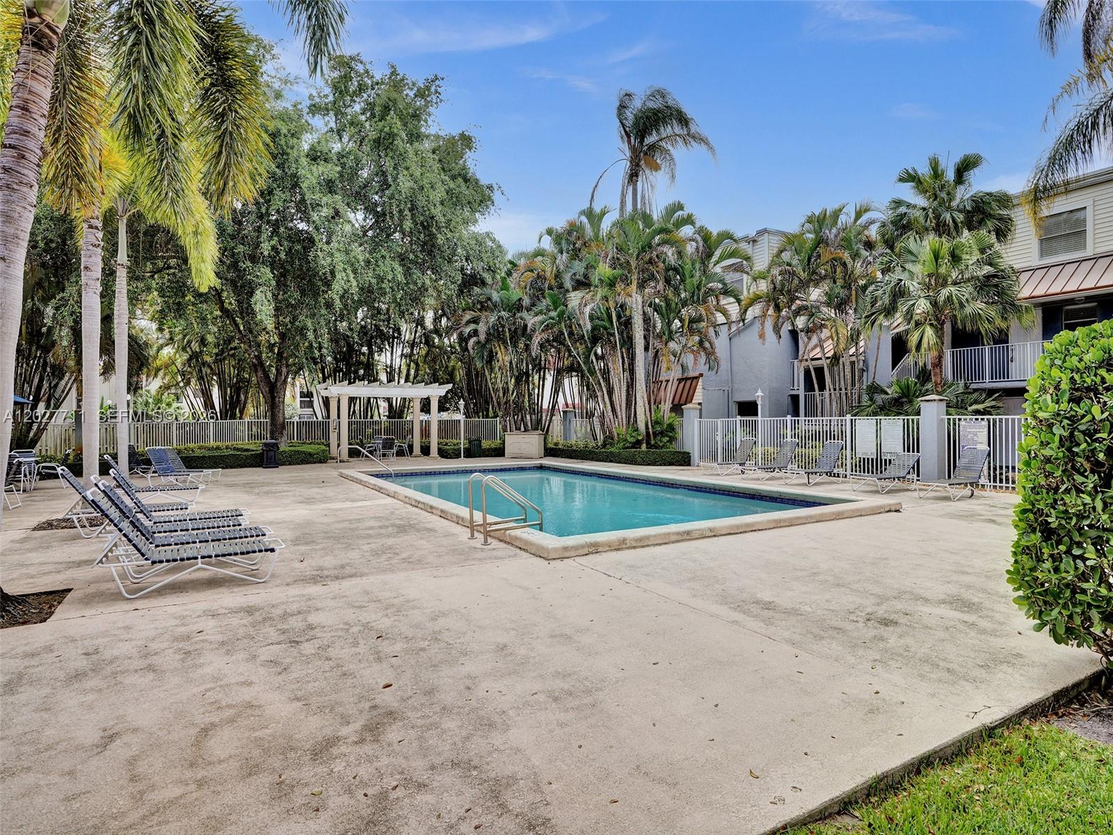 4600 SW 67th Ave #255, Miami FL 33155