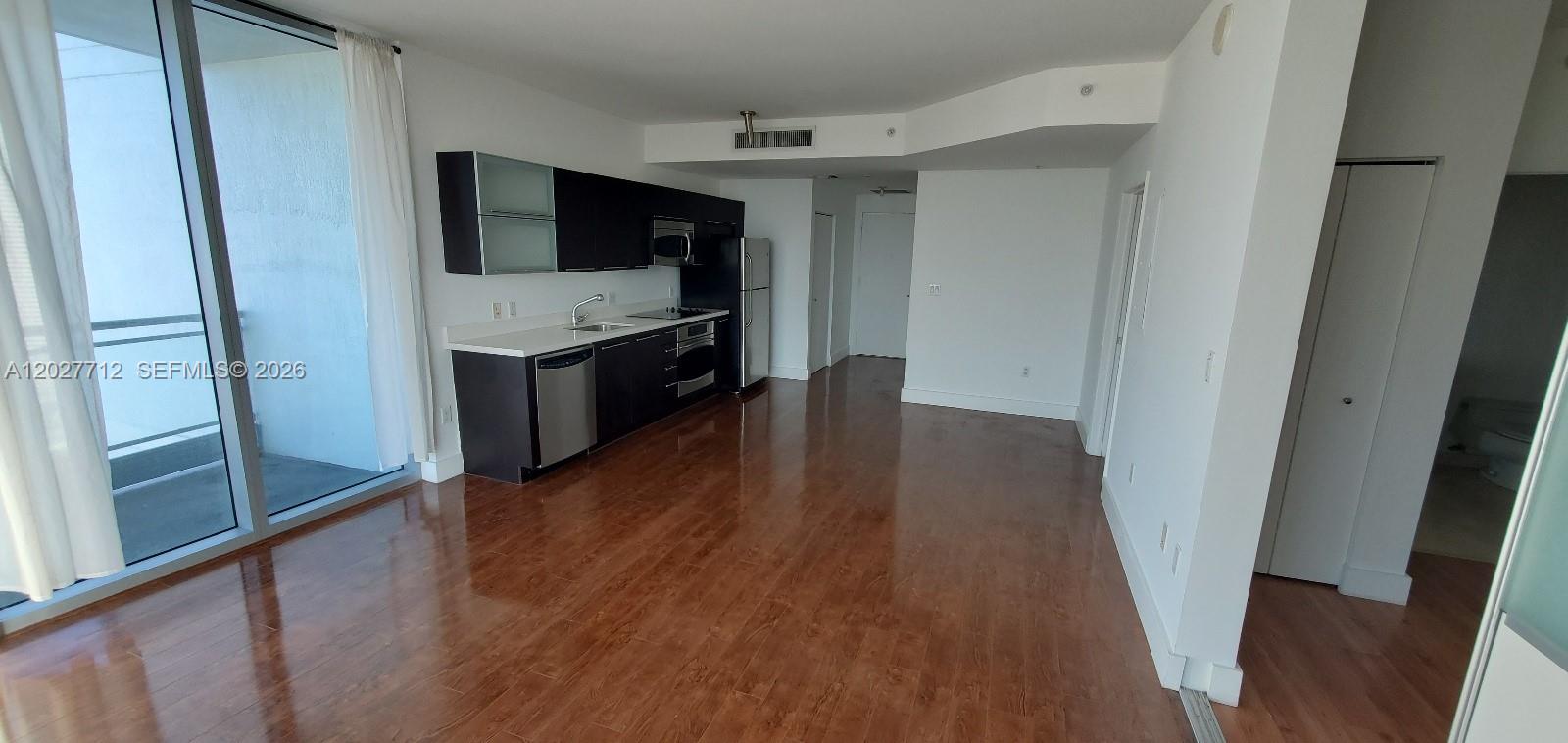 90 SW 3rd St #2705, Miami FL 33130