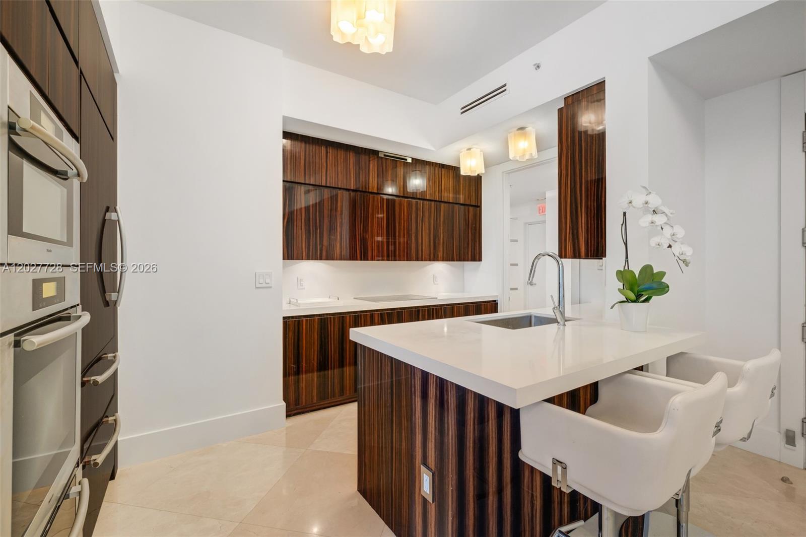 50 S Pointe Dr #903, Miami Beach FL 33139
