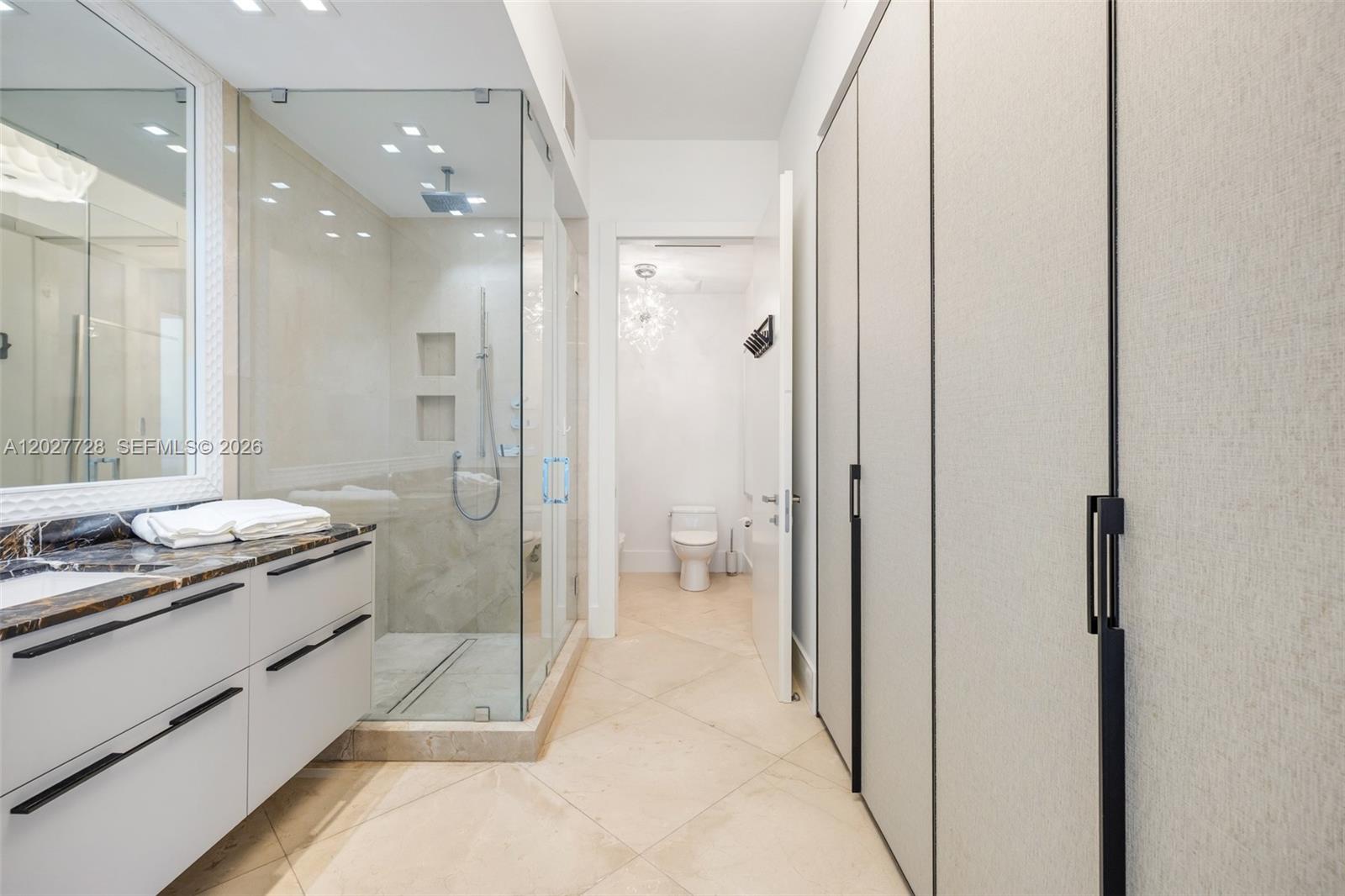 50 S Pointe Dr #903, Miami Beach FL 33139