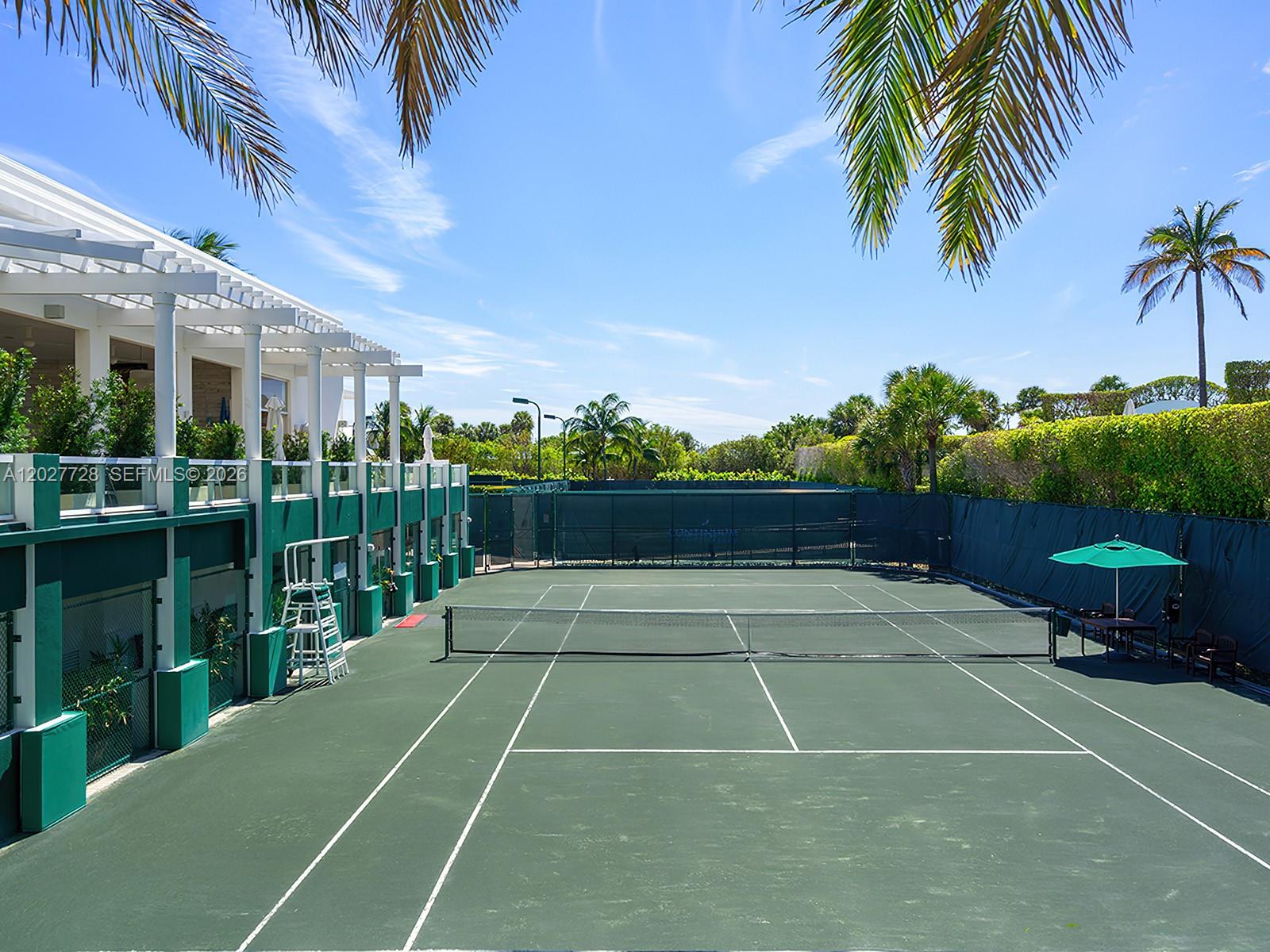 50 S Pointe Dr #903, Miami Beach FL 33139