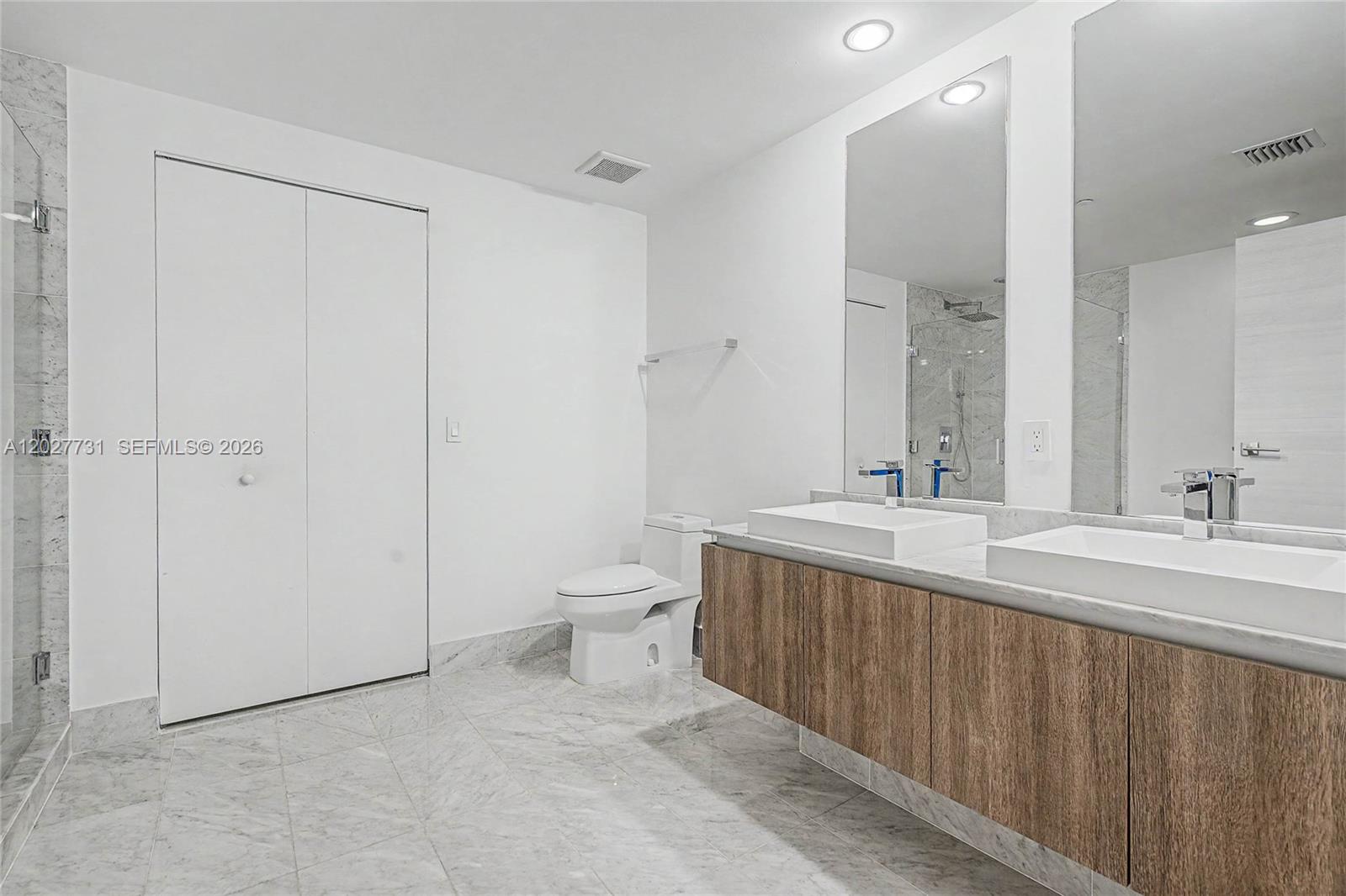 801 S Miami Ave #1206, Miami FL 33130