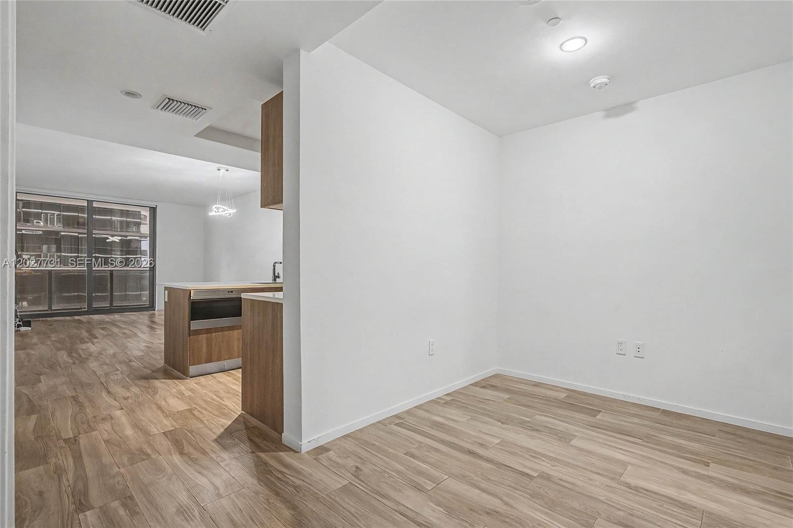 801 S Miami Ave #1206, Miami FL 33130