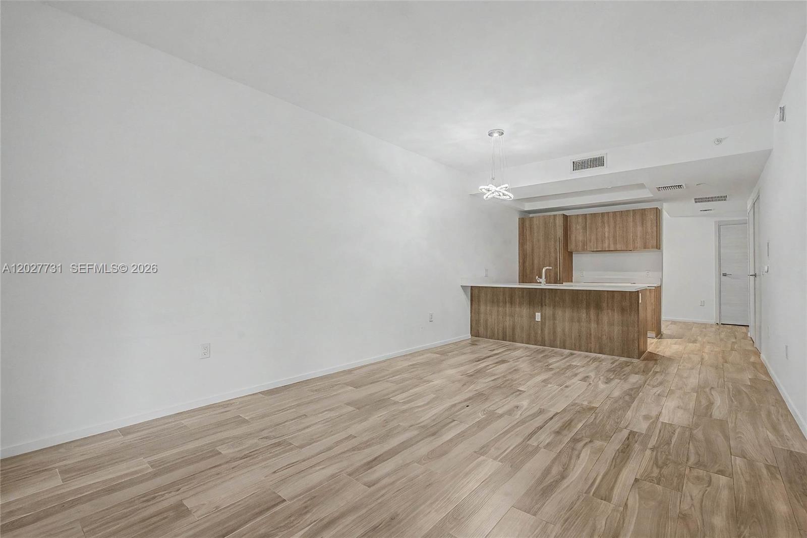 801 S Miami Ave #1206, Miami FL 33130