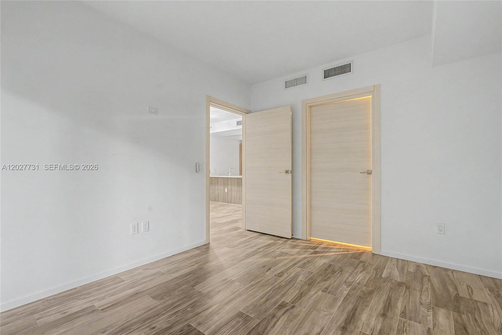 801 S Miami Ave #1206, Miami FL 33130