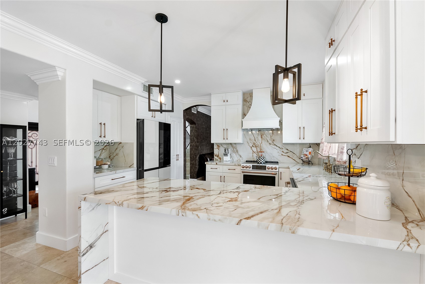 16732 NW 89th Pl, Miami Lakes FL 33018