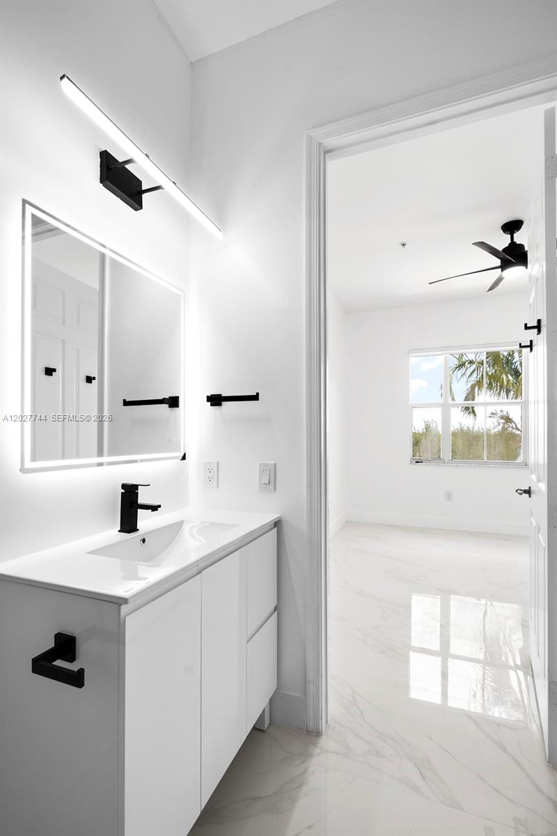 4404 SW 160th Ave #833, Miramar FL 33027