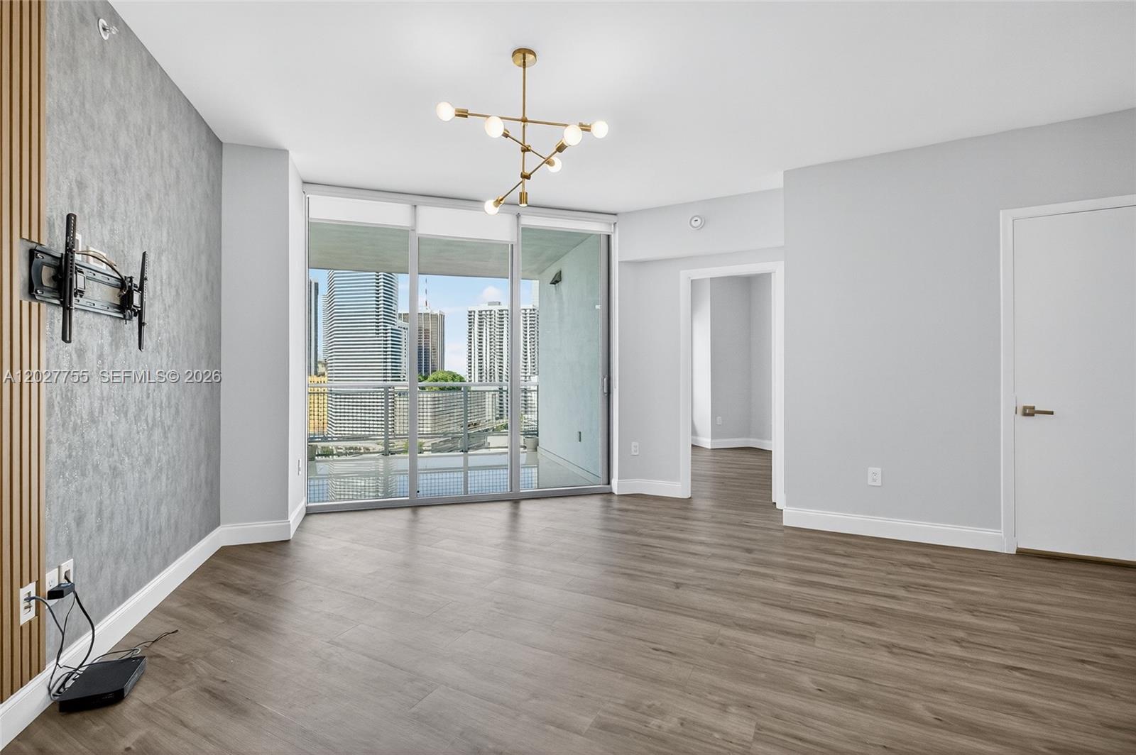 350 S Miami Ave #1705, Miami FL 33130