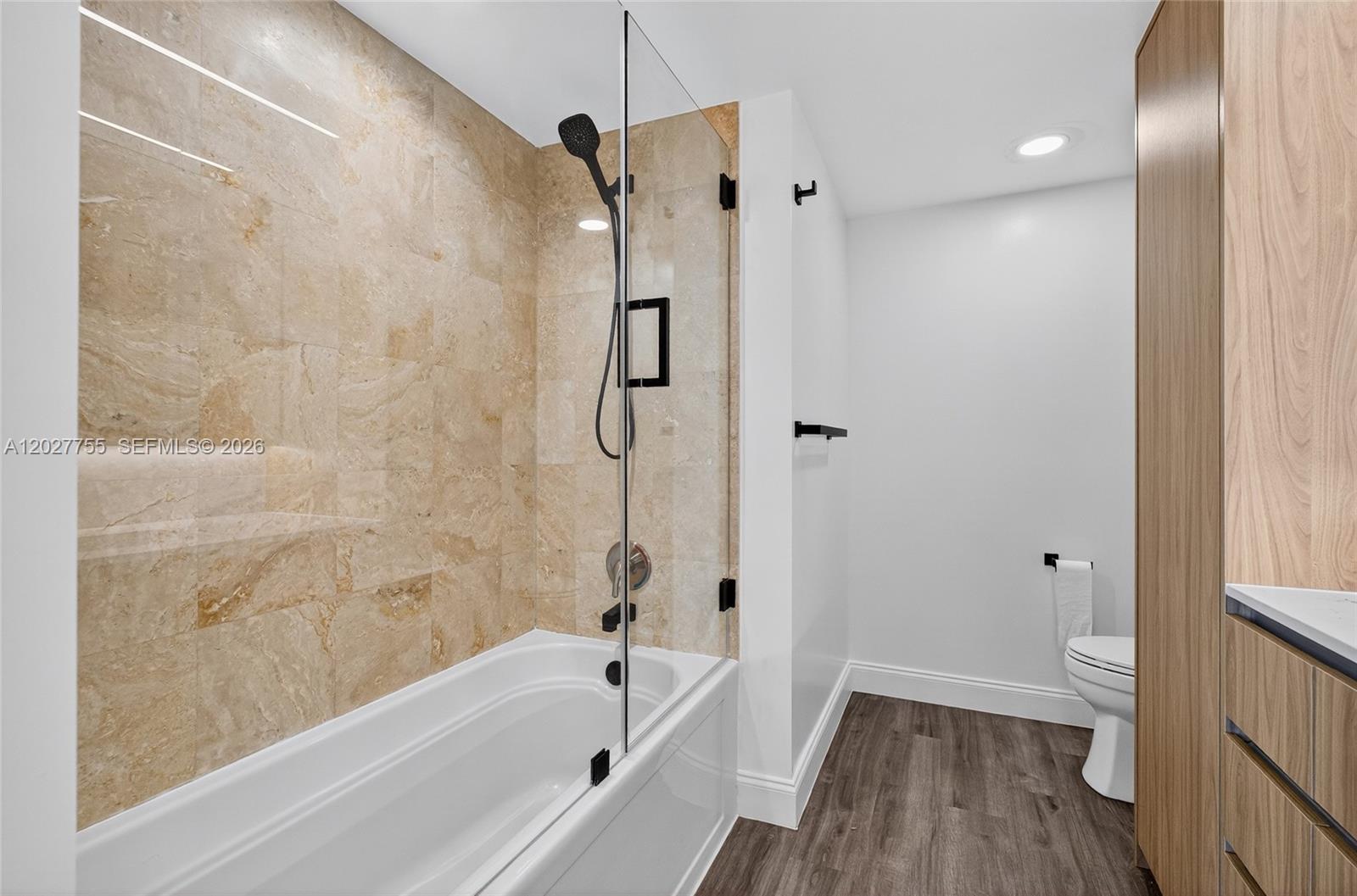 350 S Miami Ave #1705, Miami FL 33130