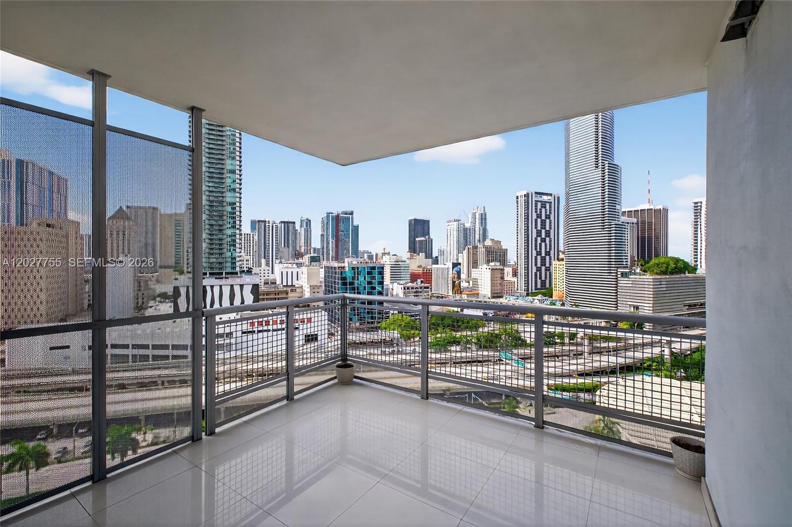 350 S Miami Ave #1705, Miami FL 33130