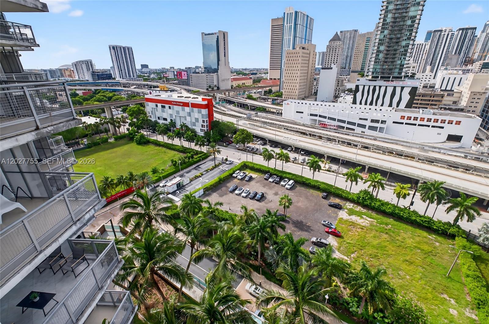 350 S Miami Ave #1705, Miami FL 33130