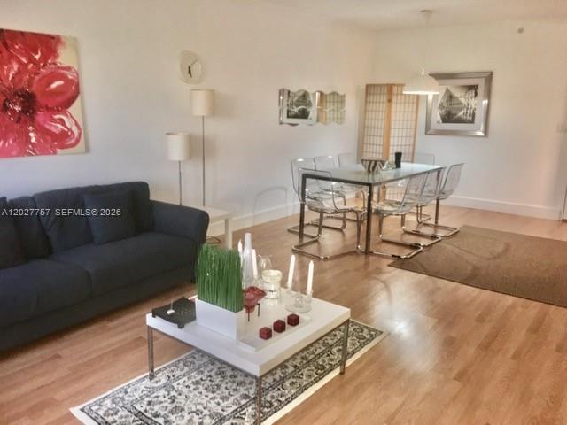 10275 Collins Ave #223, Bal Harbour FL 33154