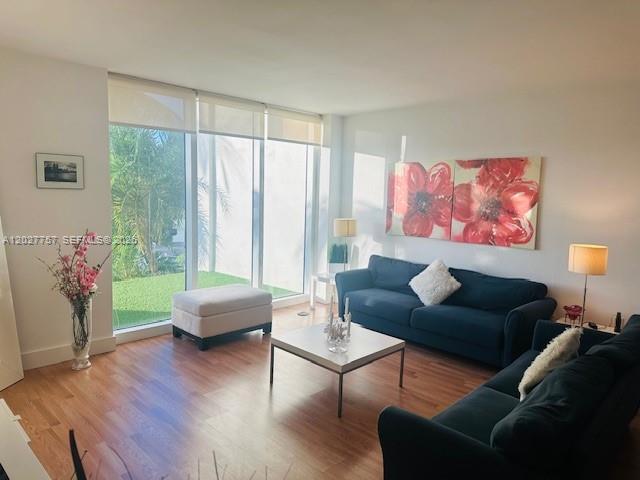 10275 Collins Ave #223, Bal Harbour FL 33154