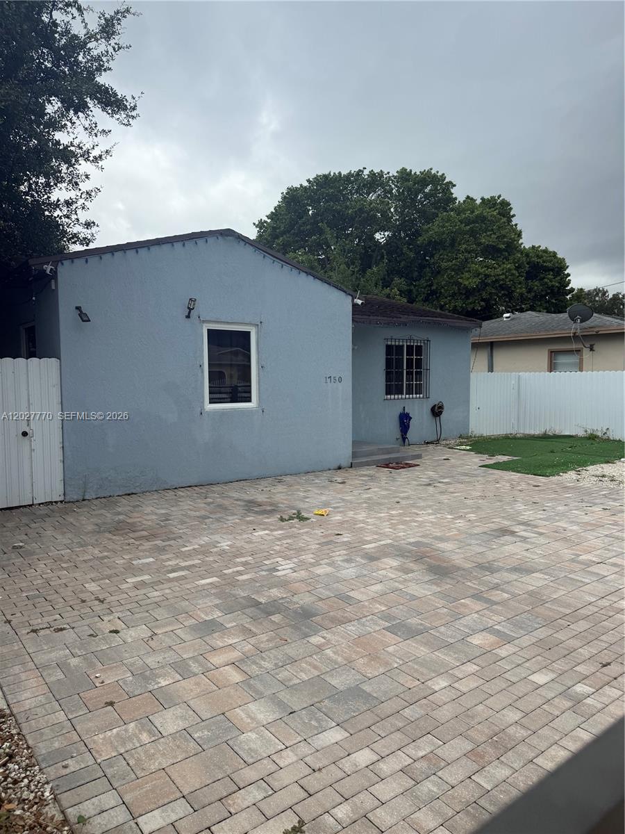 1750 NW 55th Ter, Miami FL 33142