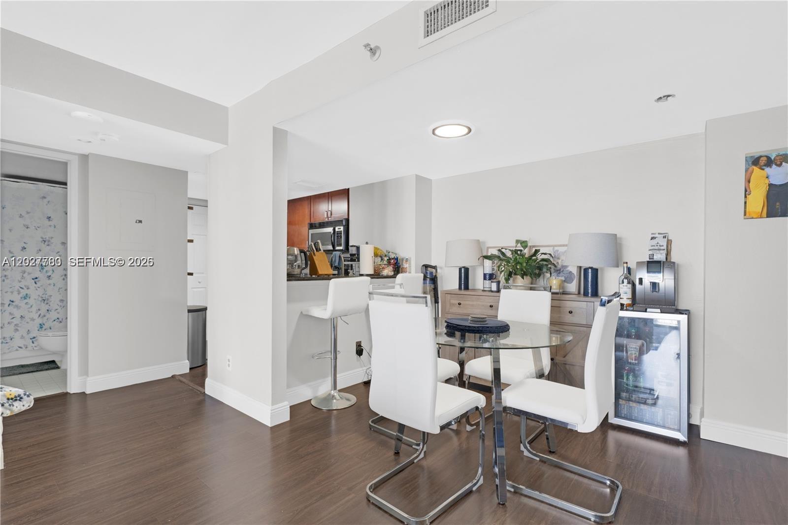 770 Claughton Island Dr #1113, Miami FL 33131
