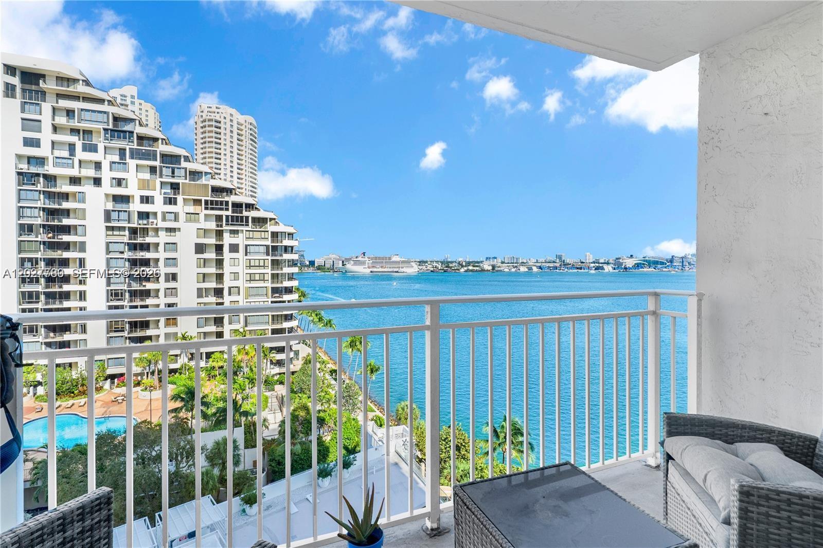 770 Claughton Island Dr #1113, Miami FL 33131