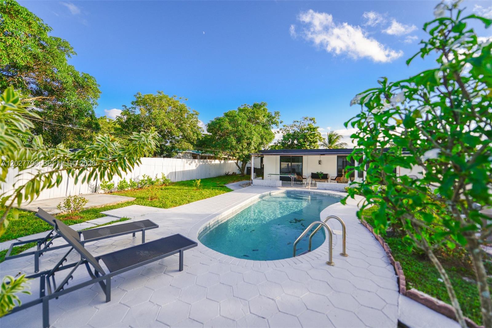 415 NW 133rd St #415, North Miami FL 33168