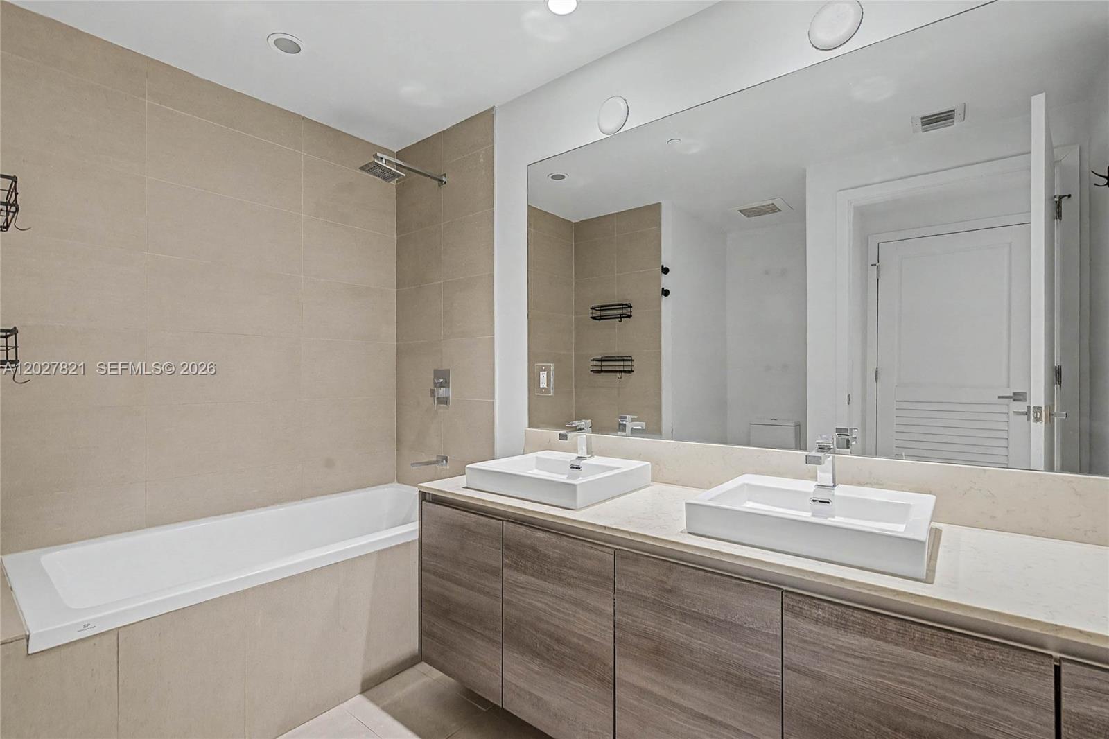 1080 Brickell Ave #507, Miami FL 33131