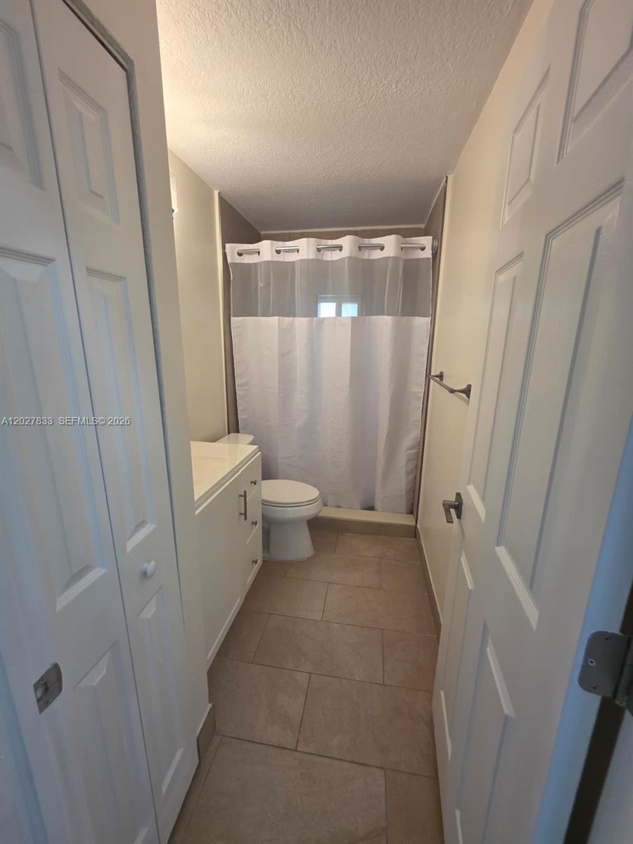1139 NW 37th St, Miami FL 33127