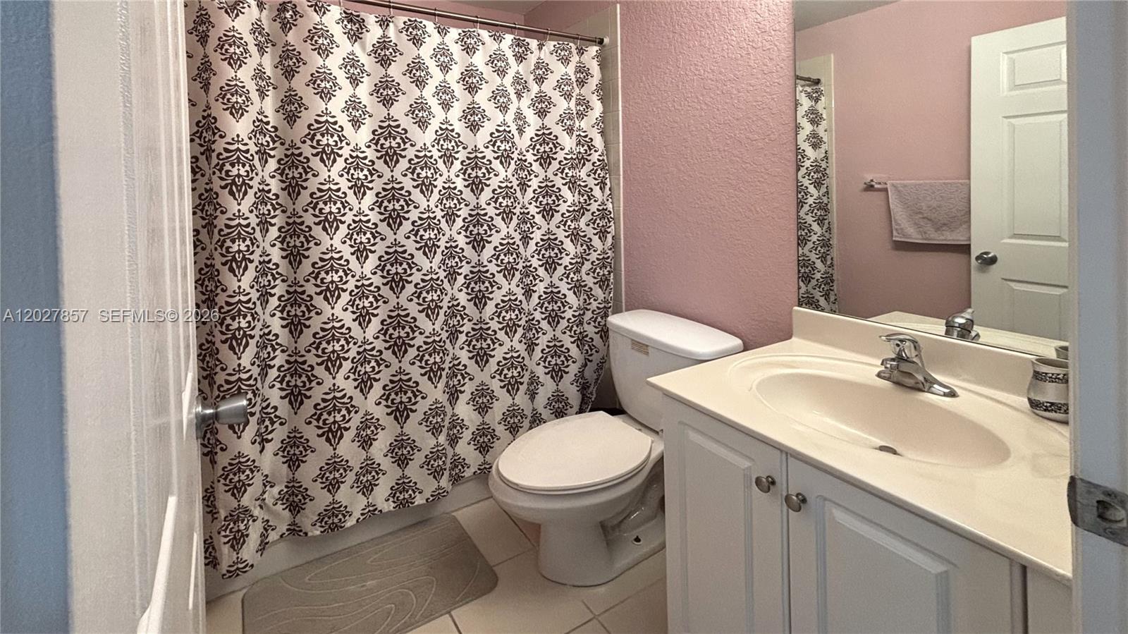 1962 SW 60th Ave, North Lauderdale FL 33068