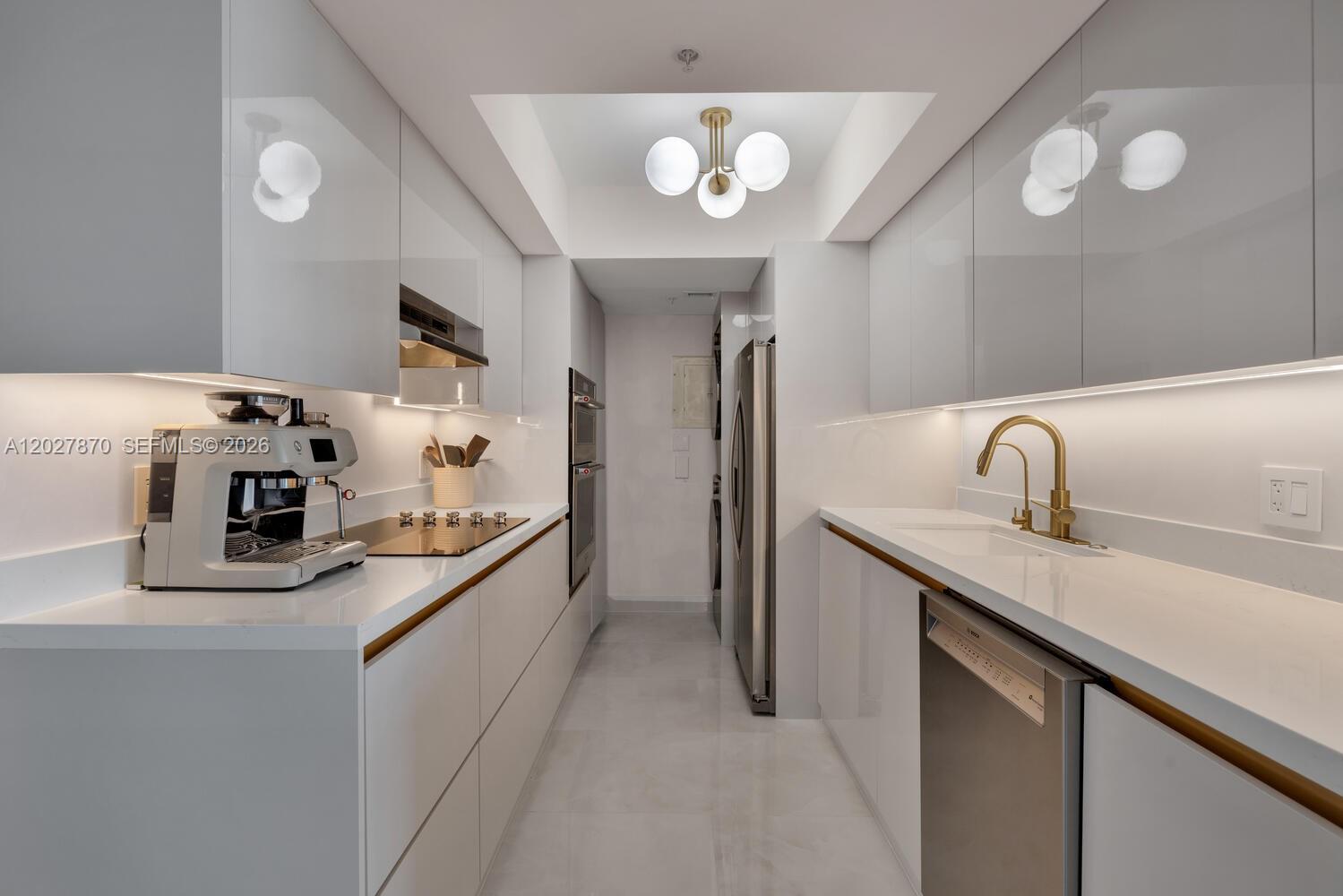 90 Alton Rd #2207, Miami Beach FL 33139