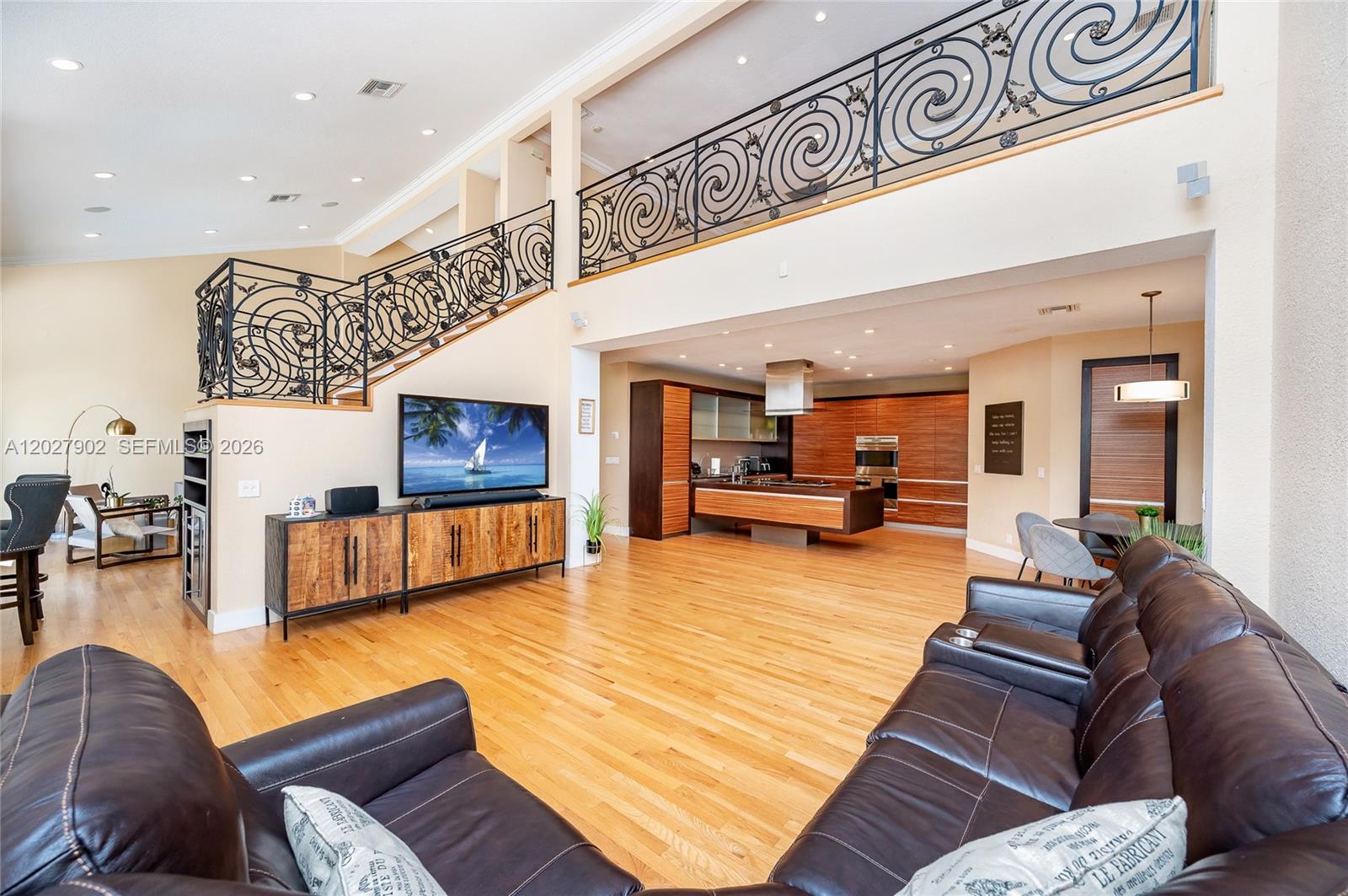 3216 Huntington #3216, Weston FL 33332