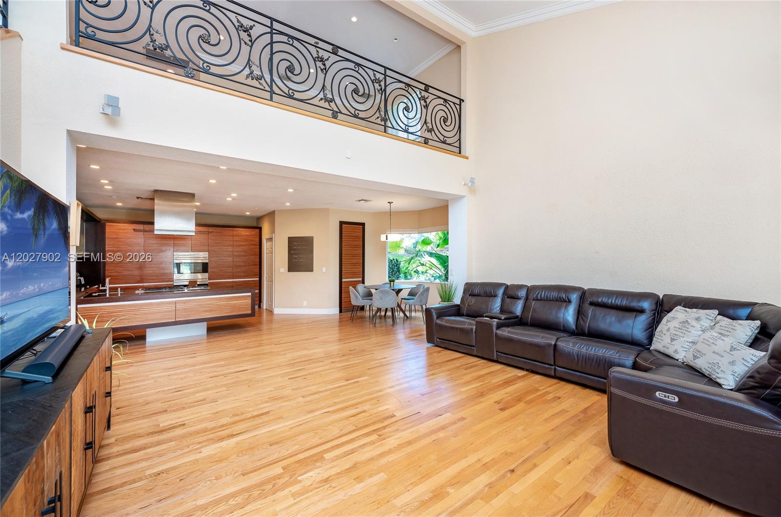 3216 Huntington #3216, Weston FL 33332