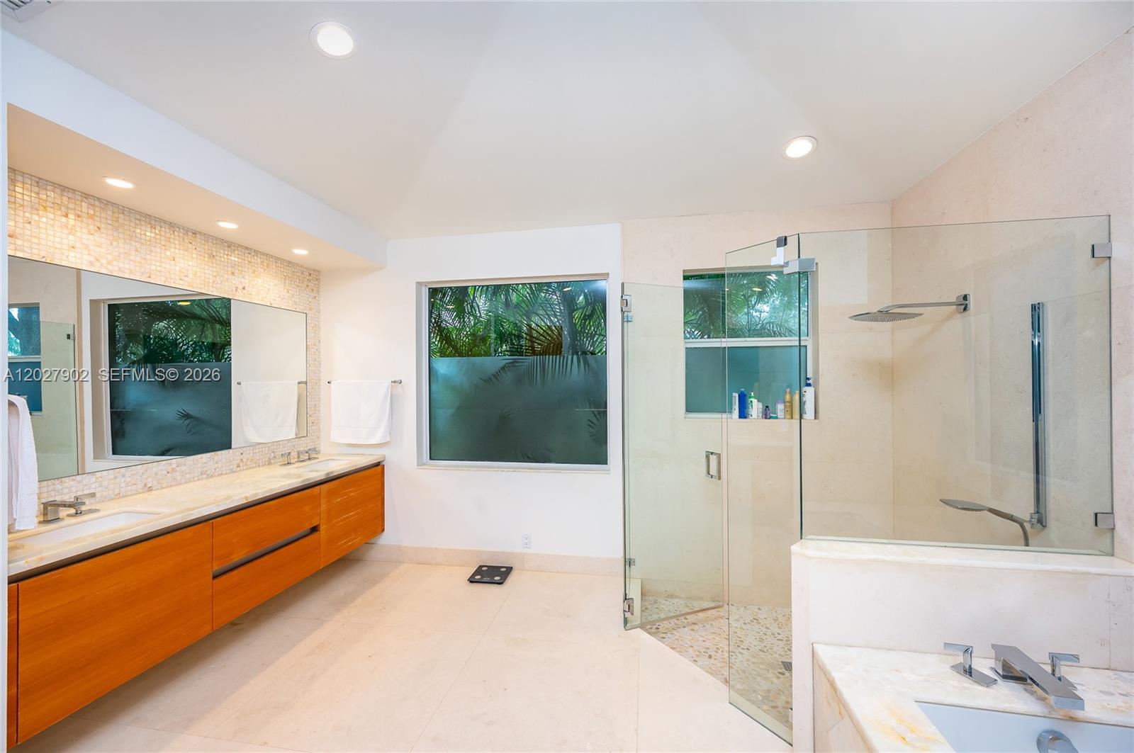 3216 Huntington #3216, Weston FL 33332