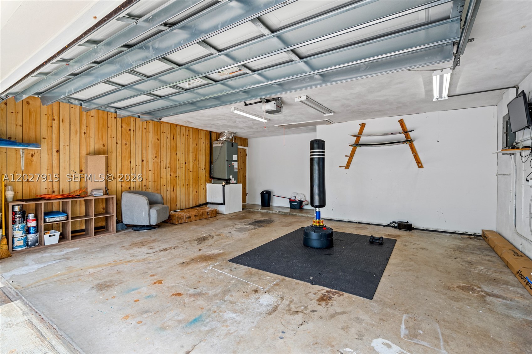 8101 W Lake Dr, Lake Clarke Shores FL 33406