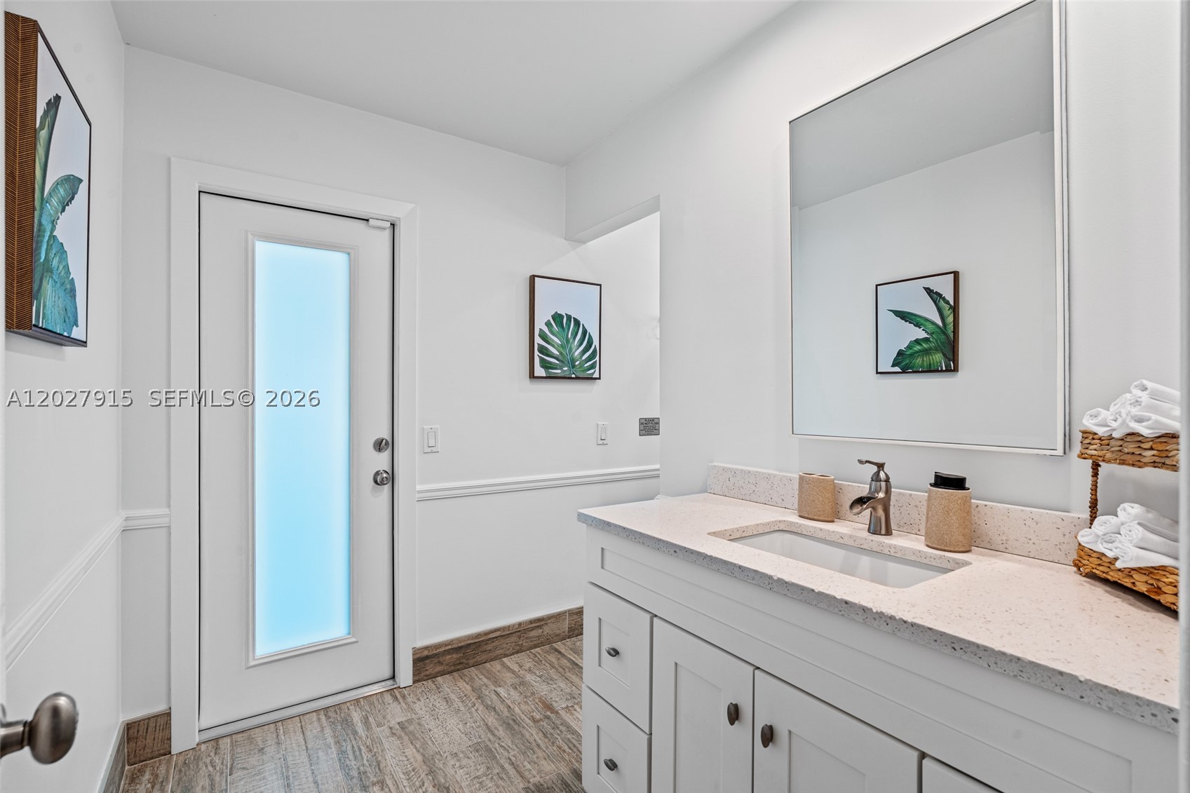 8101 W Lake Dr, Lake Clarke Shores FL 33406