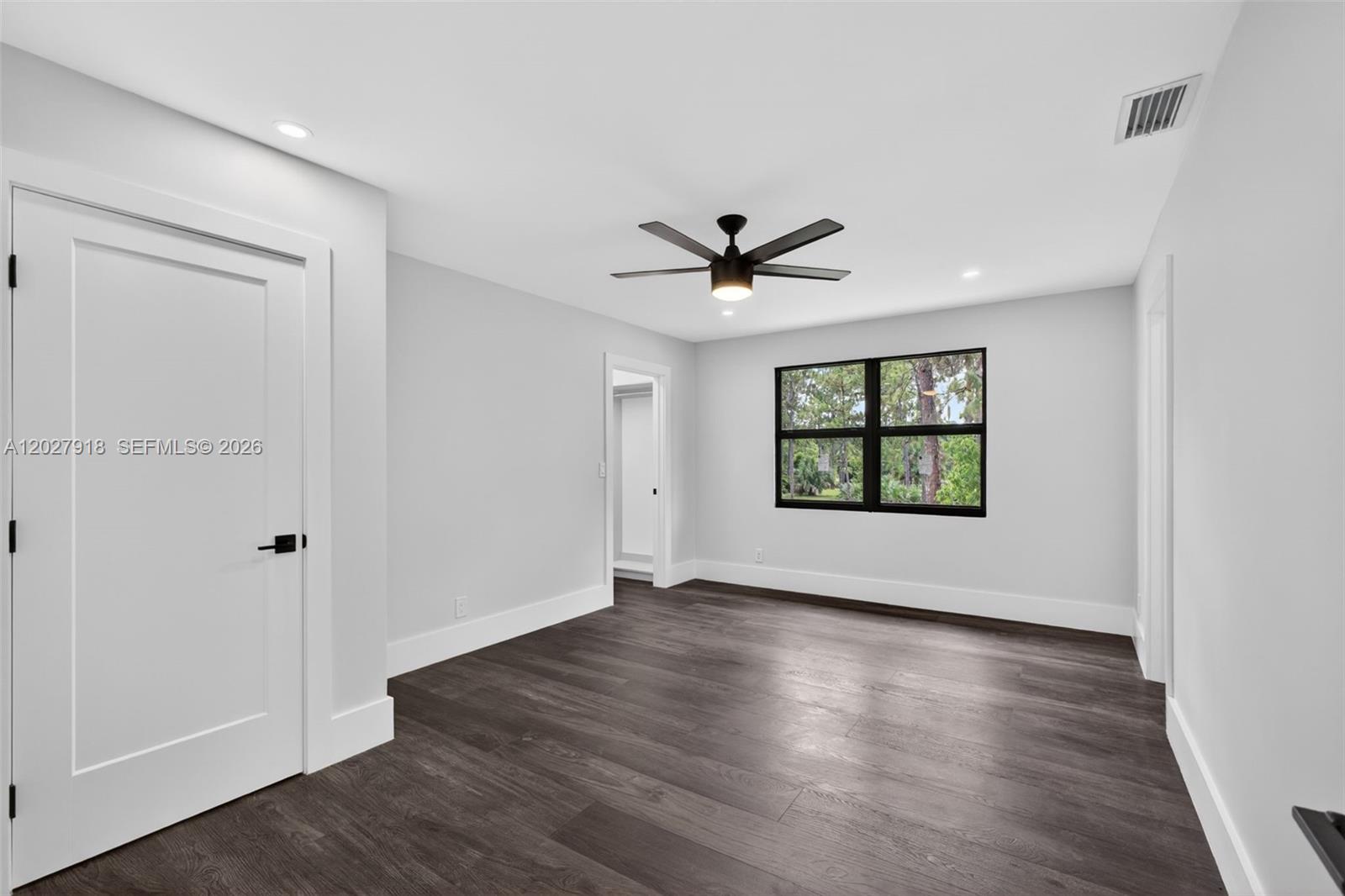 12725 Mallard Creek Dr, Palm Beach Gardens FL 33418