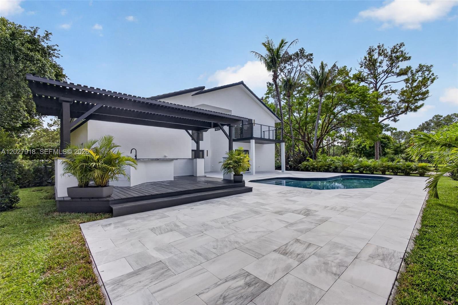 12725 Mallard Creek Dr, Palm Beach Gardens FL 33418