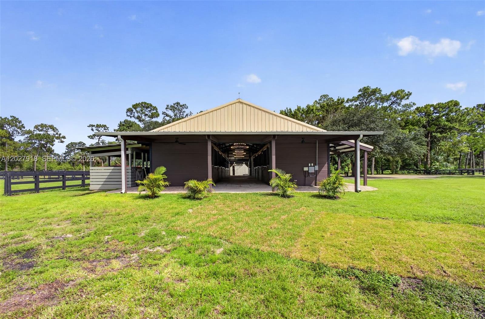 12725 Mallard Creek Dr, Palm Beach Gardens FL 33418