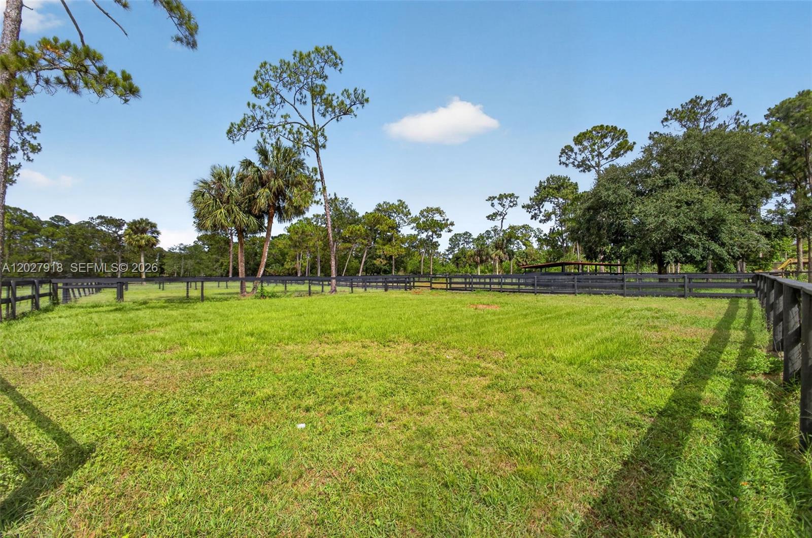 12725 Mallard Creek Dr, Palm Beach Gardens FL 33418