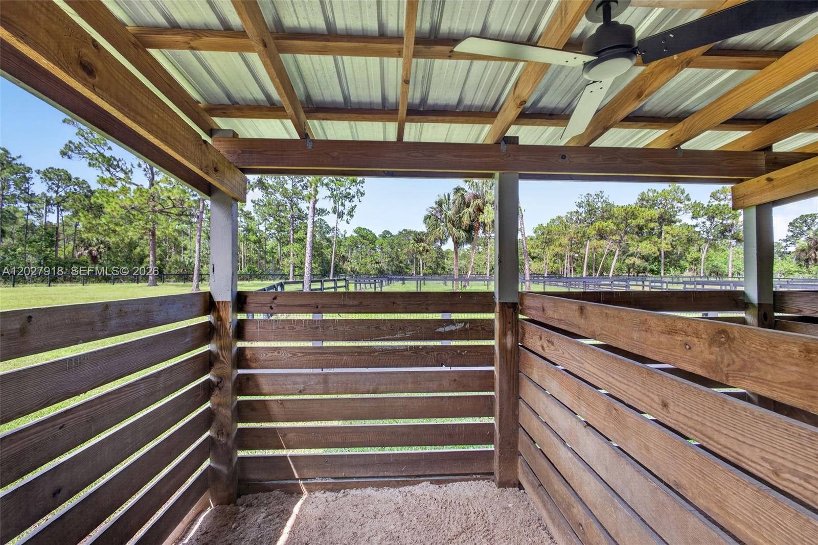 12725 Mallard Creek Dr, Palm Beach Gardens FL 33418