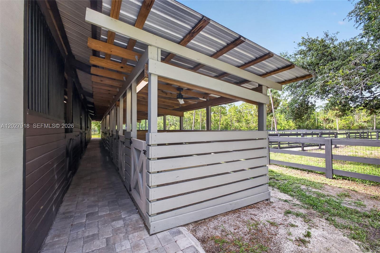 12725 Mallard Creek Dr, Palm Beach Gardens FL 33418