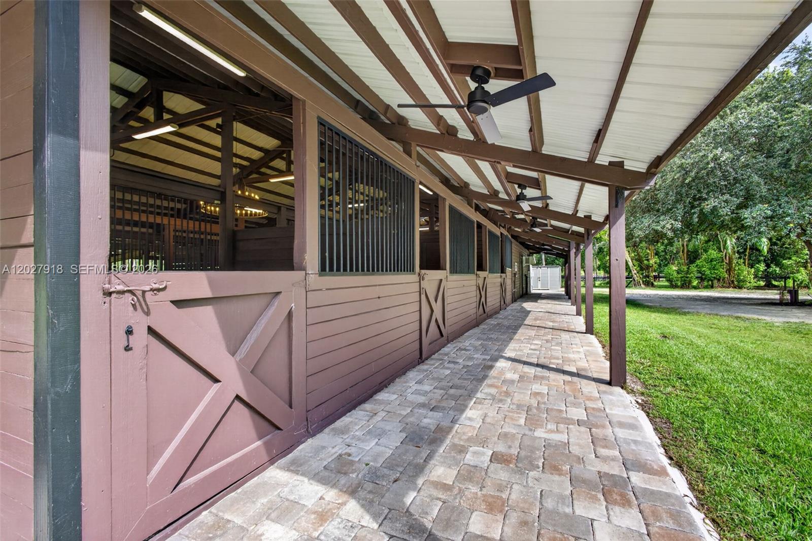 12725 Mallard Creek Dr, Palm Beach Gardens FL 33418
