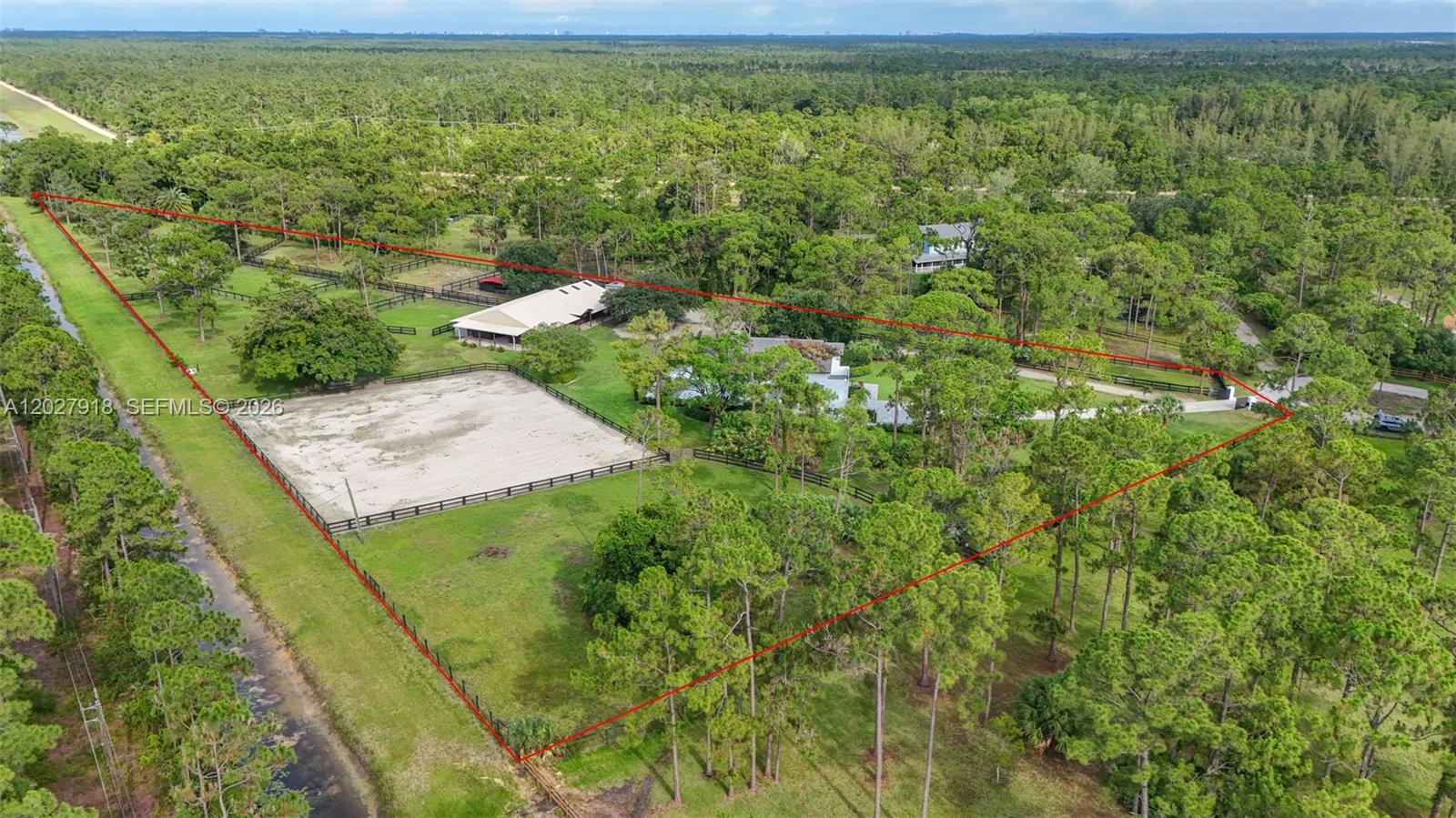 12725 Mallard Creek Dr, Palm Beach Gardens FL 33418